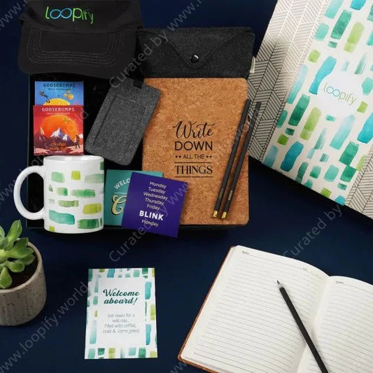 Green Globetrotter Gift Hamper