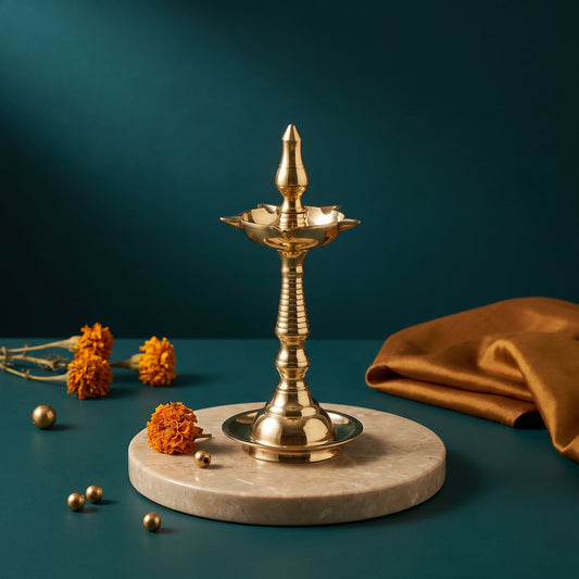 Traditional Brass Lamp - Loopify