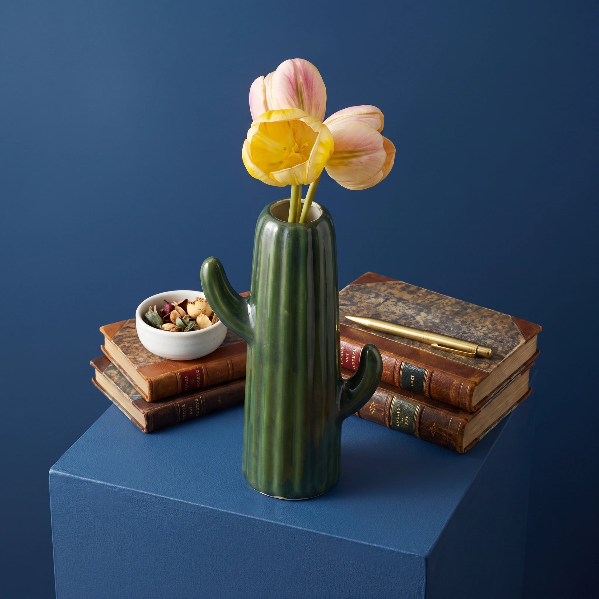 Cactus Calm Desk Plant - Loopify