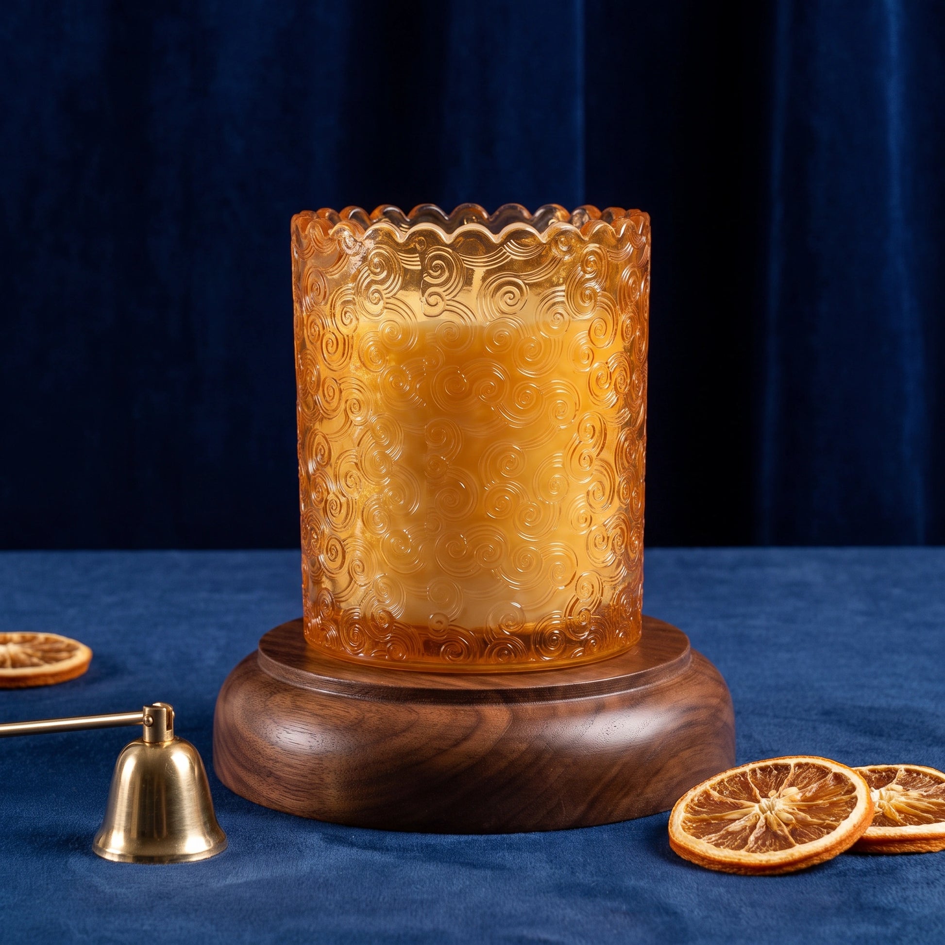 Cira Ornamental Glass Candle - Loopify