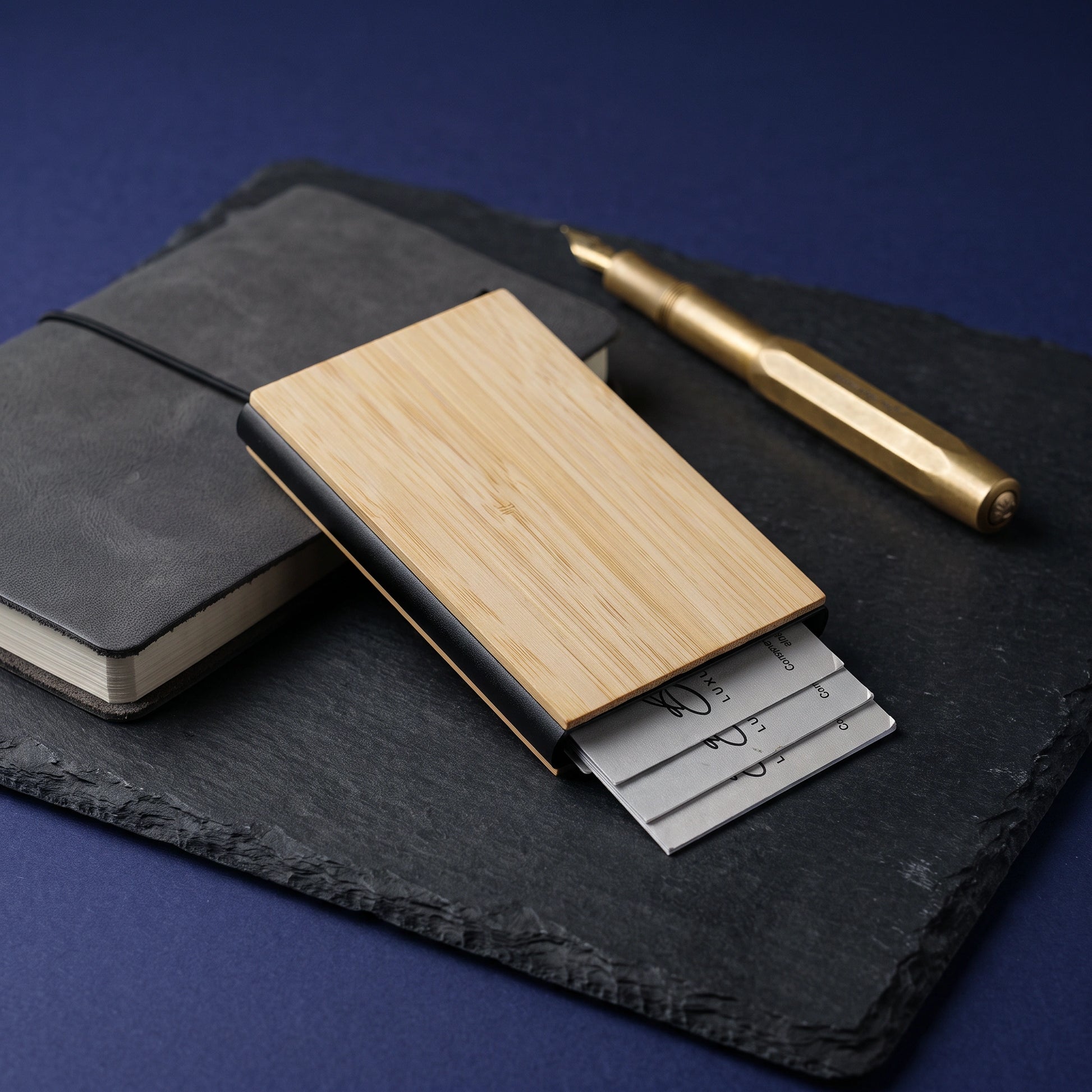 Yien Rustic Card Holder - Loopify