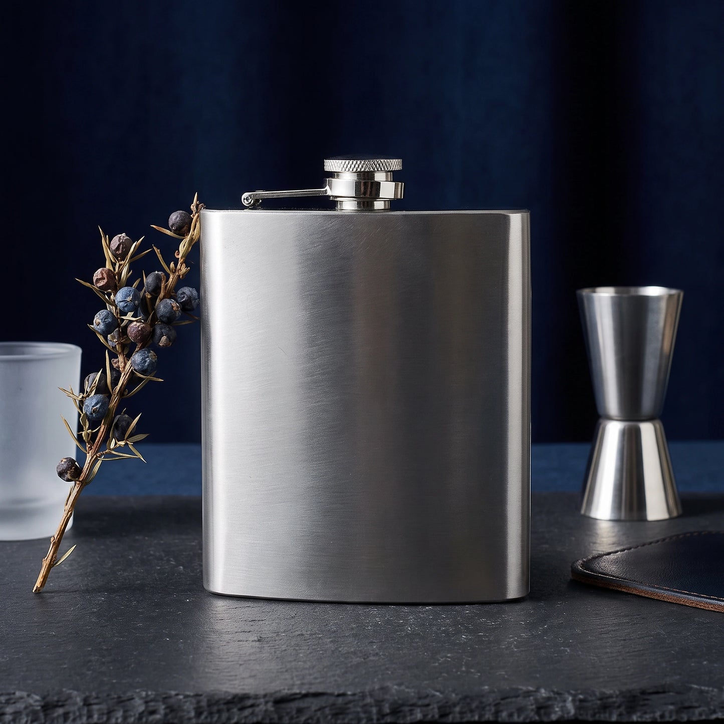 Zeus Hip Flask - Loopify