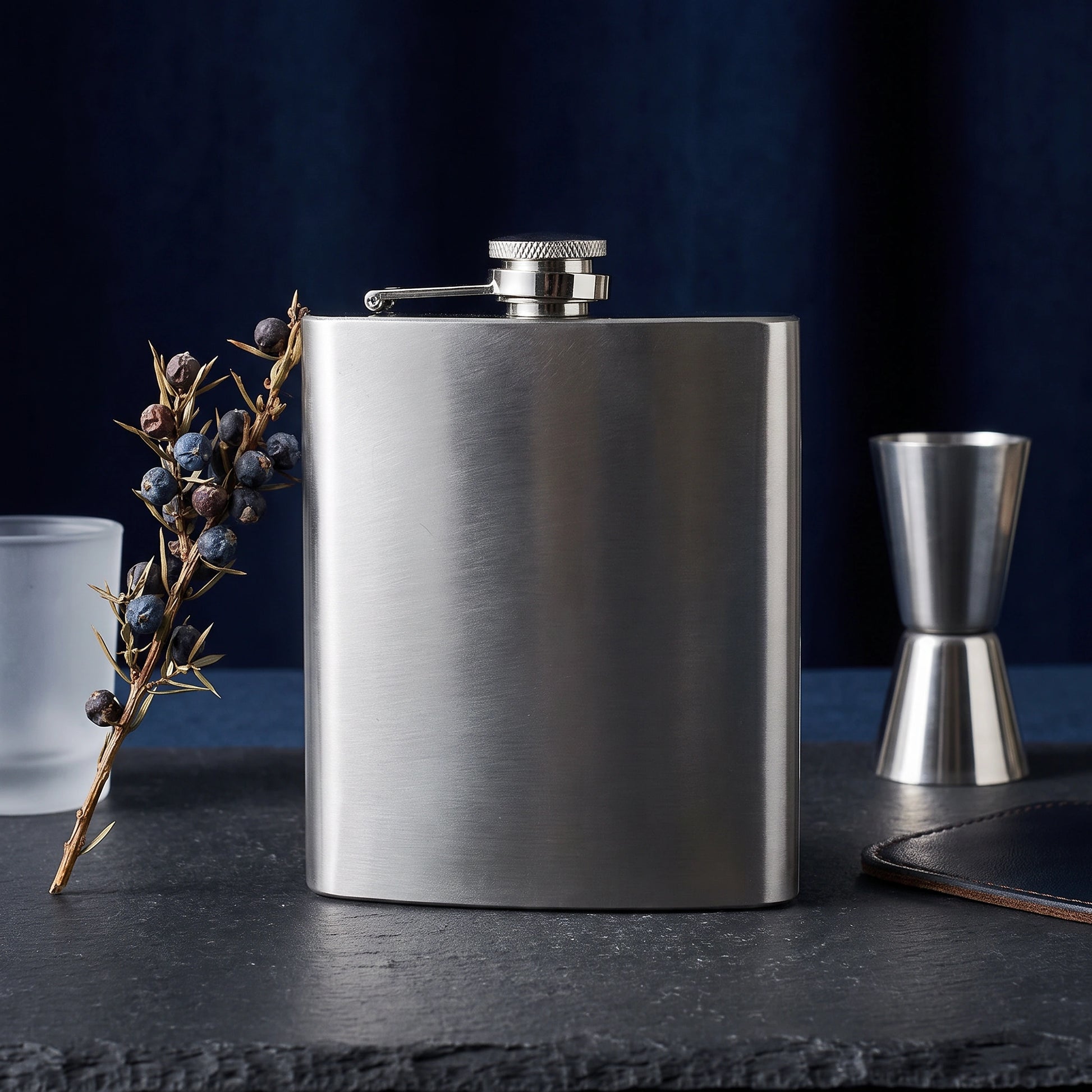 Zeus Hip Flask - Loopify