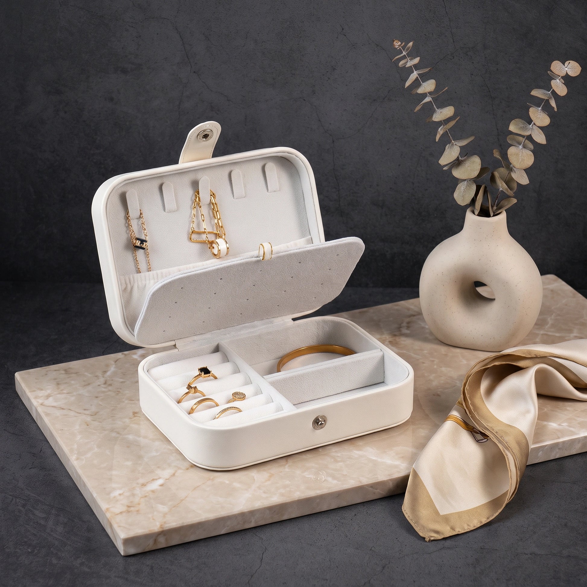 Minimal Jewellery Organiser - Loopify