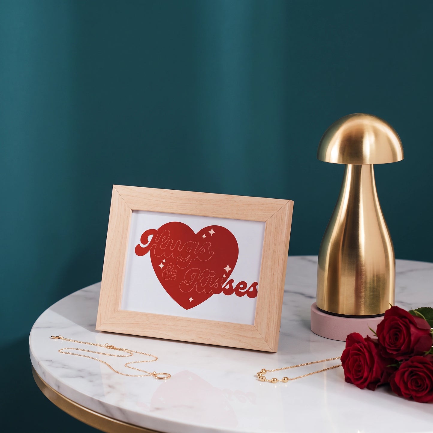 Hugs & Kisses Photo Frame - Loopify