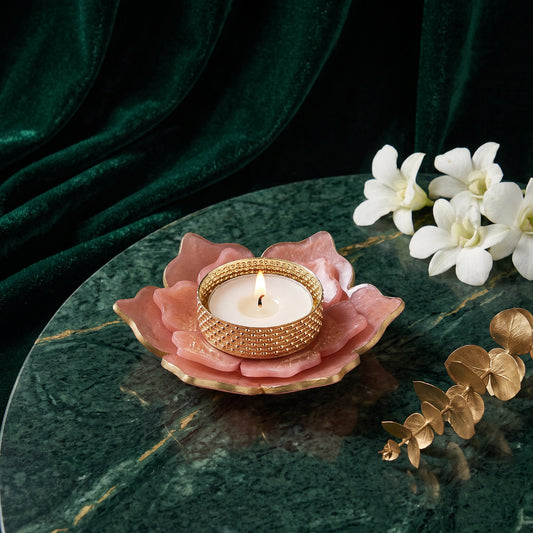 Sculptural Resin Candle Holder - Loopify