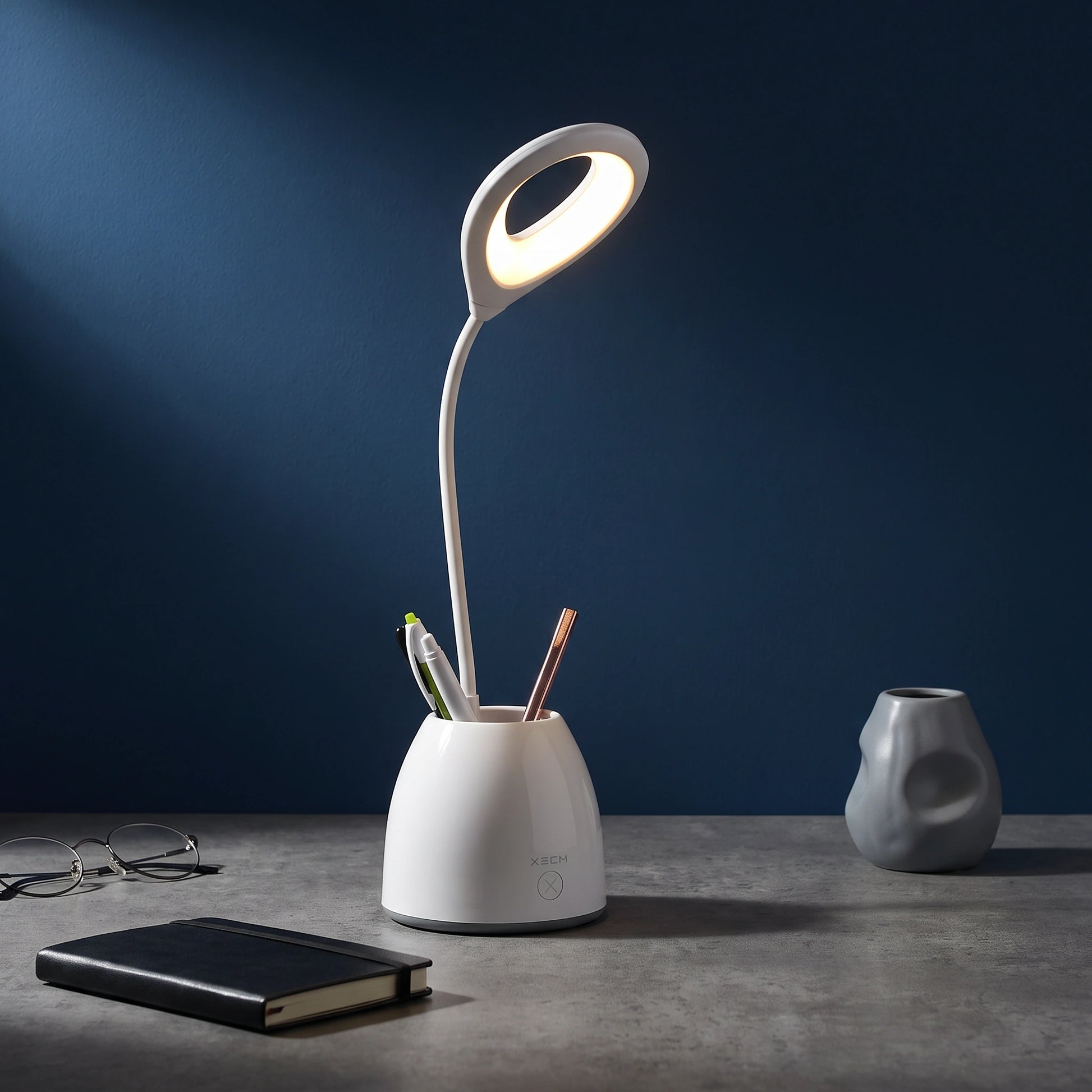 Rechargeable Table Lamp with Pen Stand - Loopify